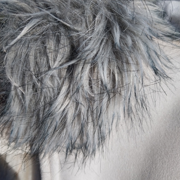 Jacket - Picture 3 of 6